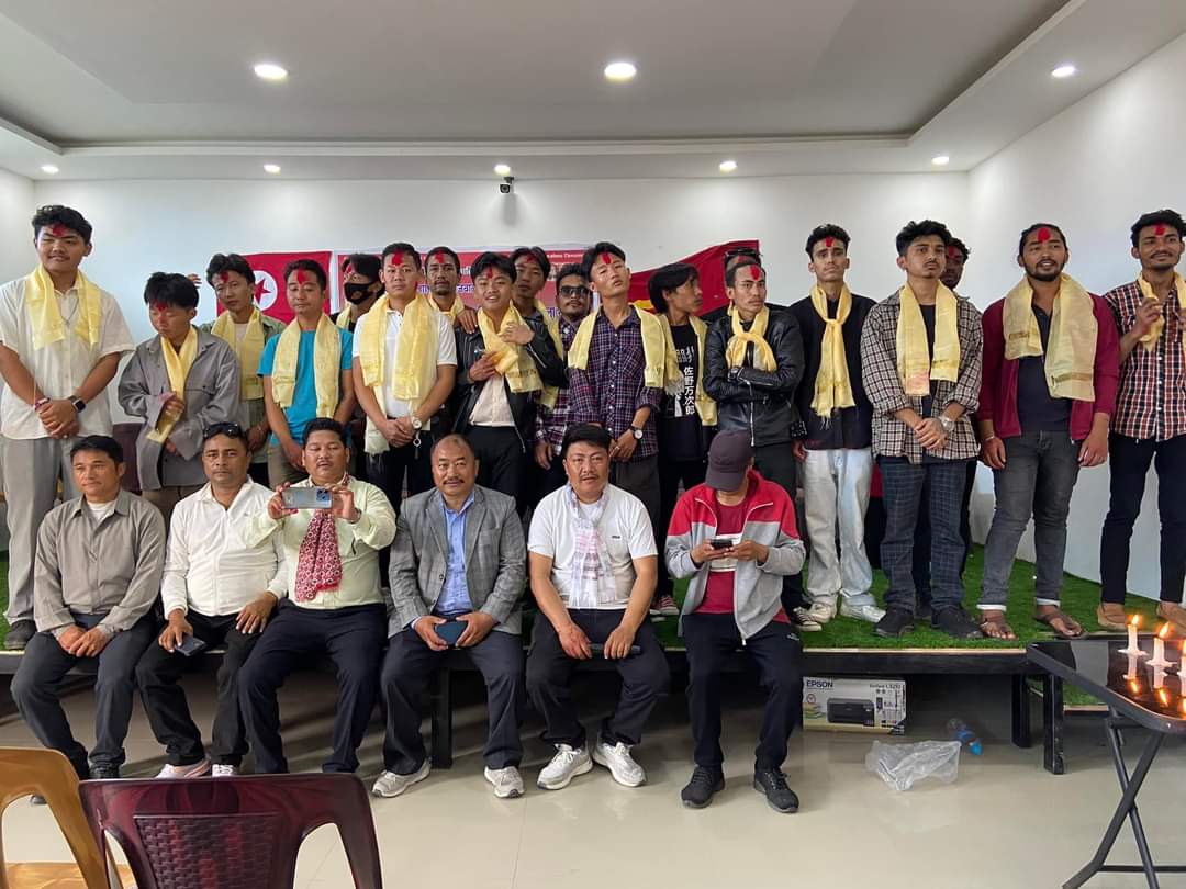 विप्लव निकट युवा संगठन नेपाल सुनसरीको अध्यक्षमा मिलन
