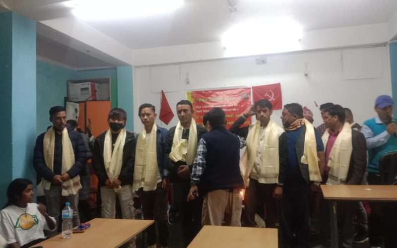 ११ औँ पार्टी पुनर्गठन दिवस: इलाममा विभिन्न पार्टी परित्याग गरी १८ जना नेकपा प्रवेश 