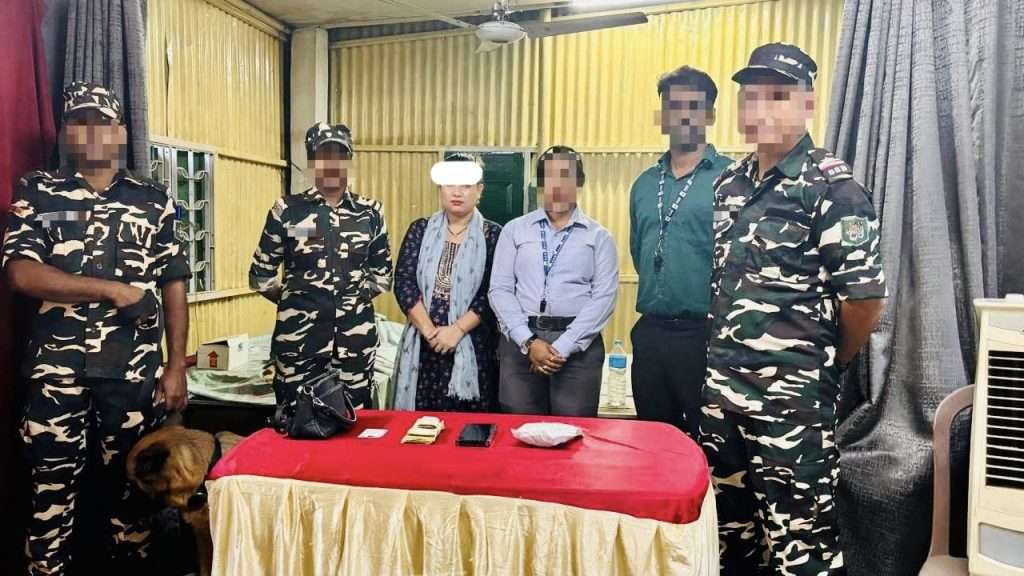 नेपाल -भारत सीमा पानीटंकीबाट ब्राउन सुगरसहित नेपाली महिला पक्राउ