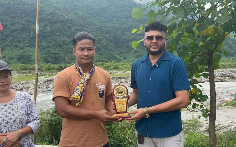 साहसी युवा जसले उर्लँदो भेलबाट ४ जना पर्यटकको ज्यान बचाए